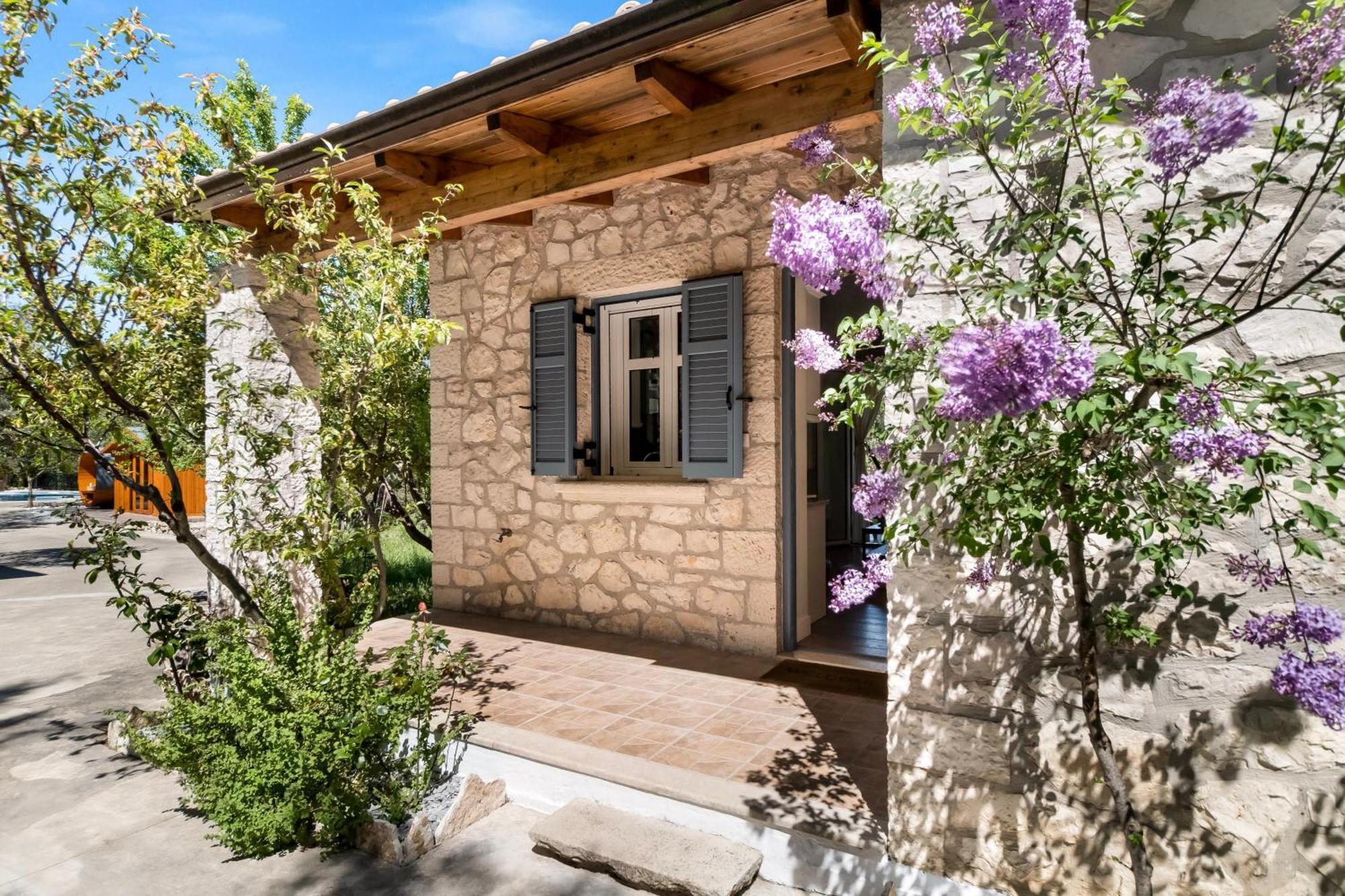 Apanema Mindfulness Resort Lefkada Asprogerakata Exterior photo
